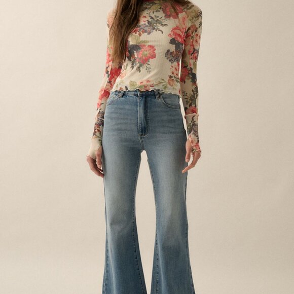 Suzanne Floral-Print Mesh Mock-Neck Thumbhole Top | Womens Fall and Winter Shirt - Picture 6 of 9